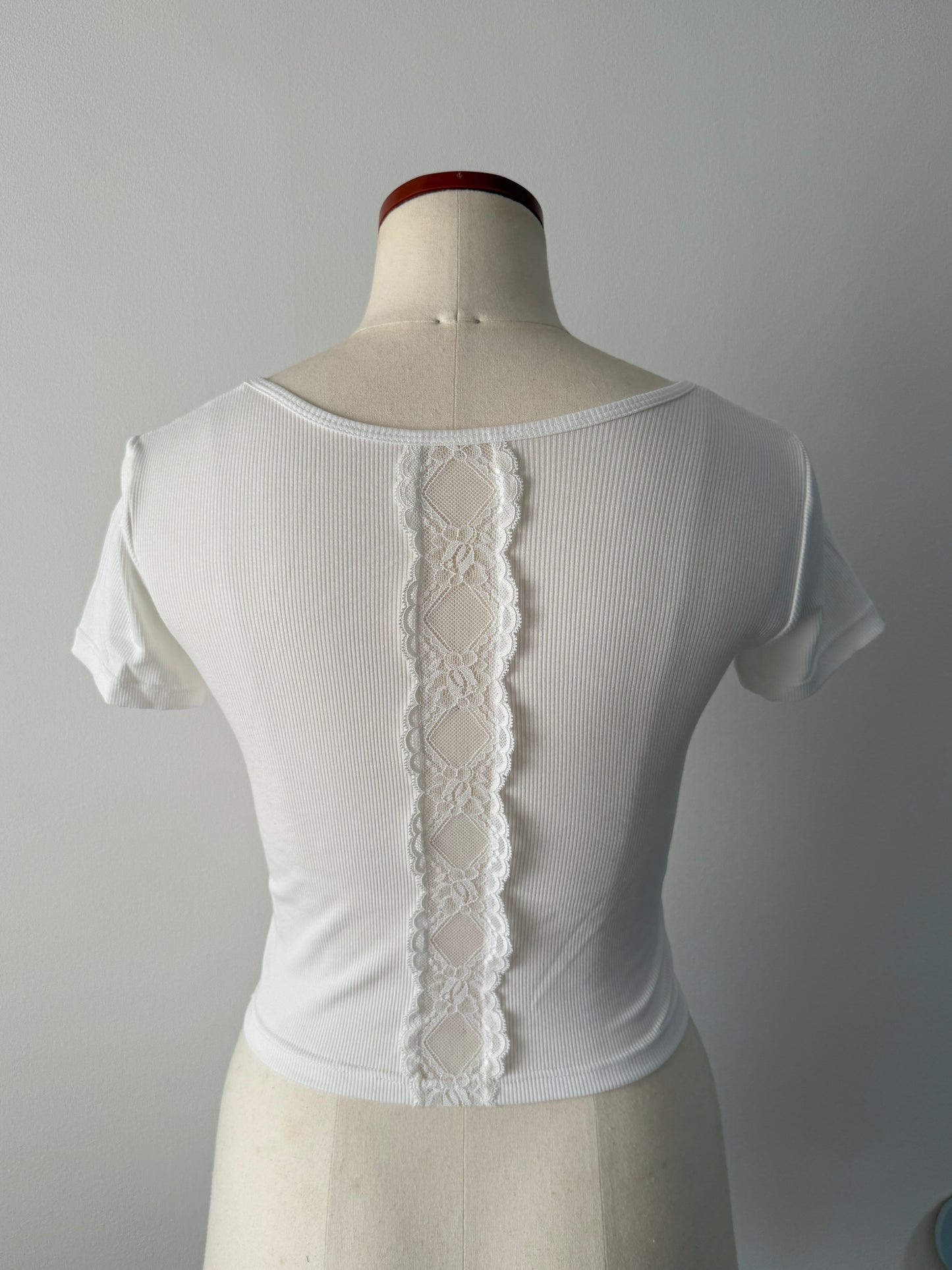 Back lace tops（パッド付）