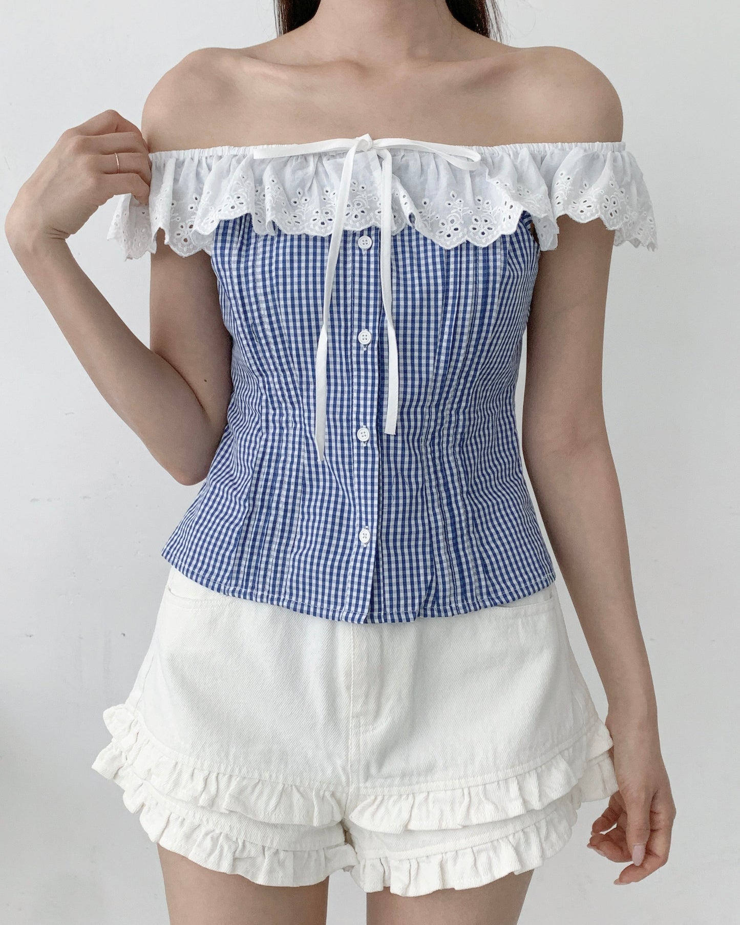 Cotton frill blouse